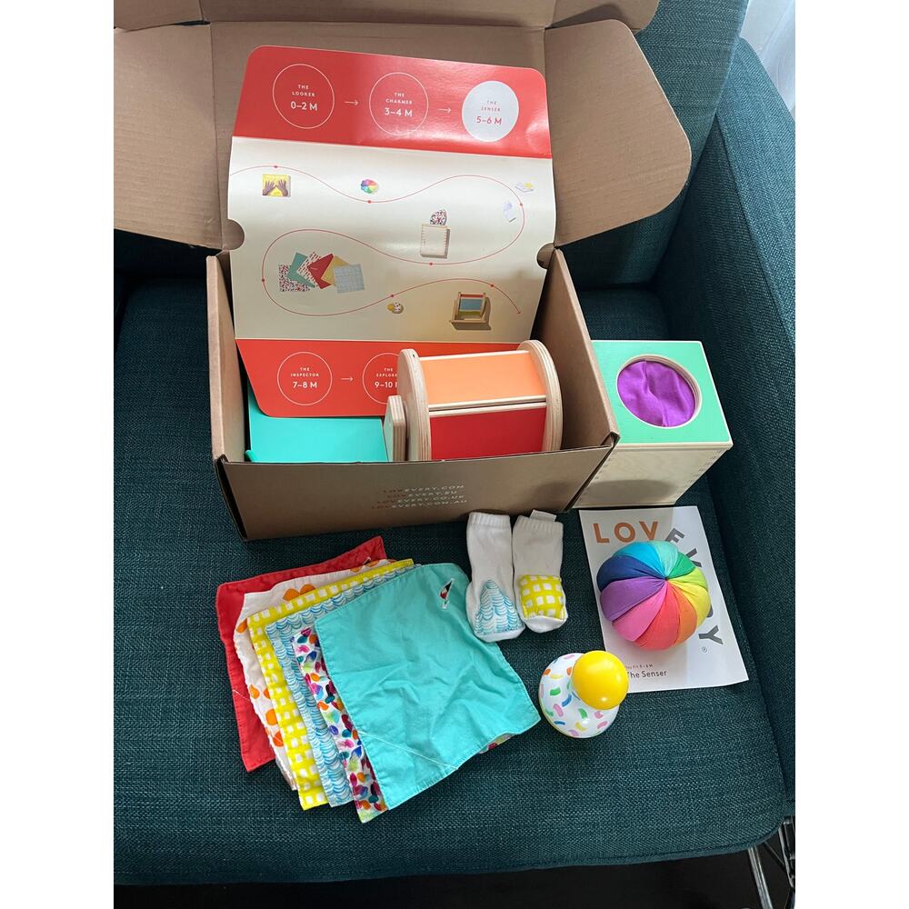 Lovevery the senser play kit 5/6 mo